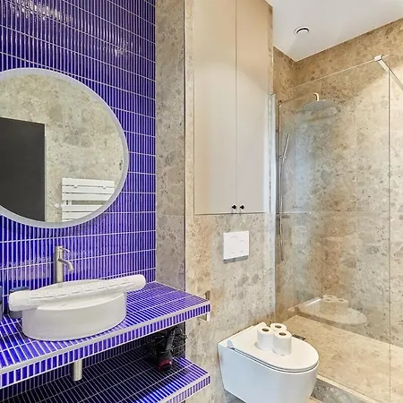 Charming 1 Bedroom By Prestige Paryż